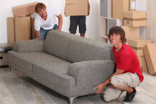 Packing and loading support for homes near Catford