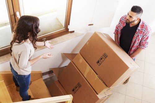 Residential and commercial moving truck support in Catford